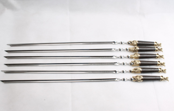 Набор шампуров с декоративным литьем и дер. ручкой "Мечта охотника" (6 шт)